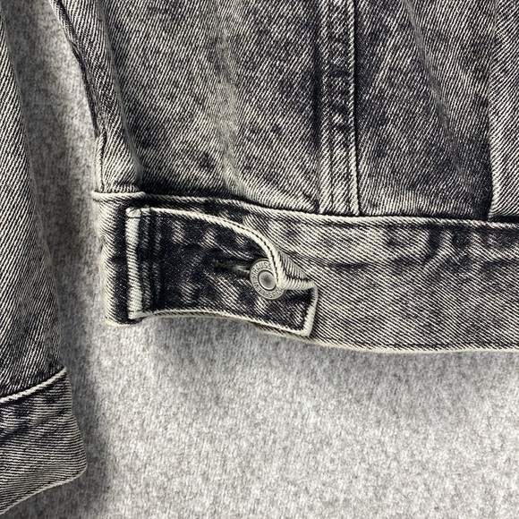 Levi’s cropped denim trucker jacket faded black size 2 edgy streetwear - Picture 5 of 10